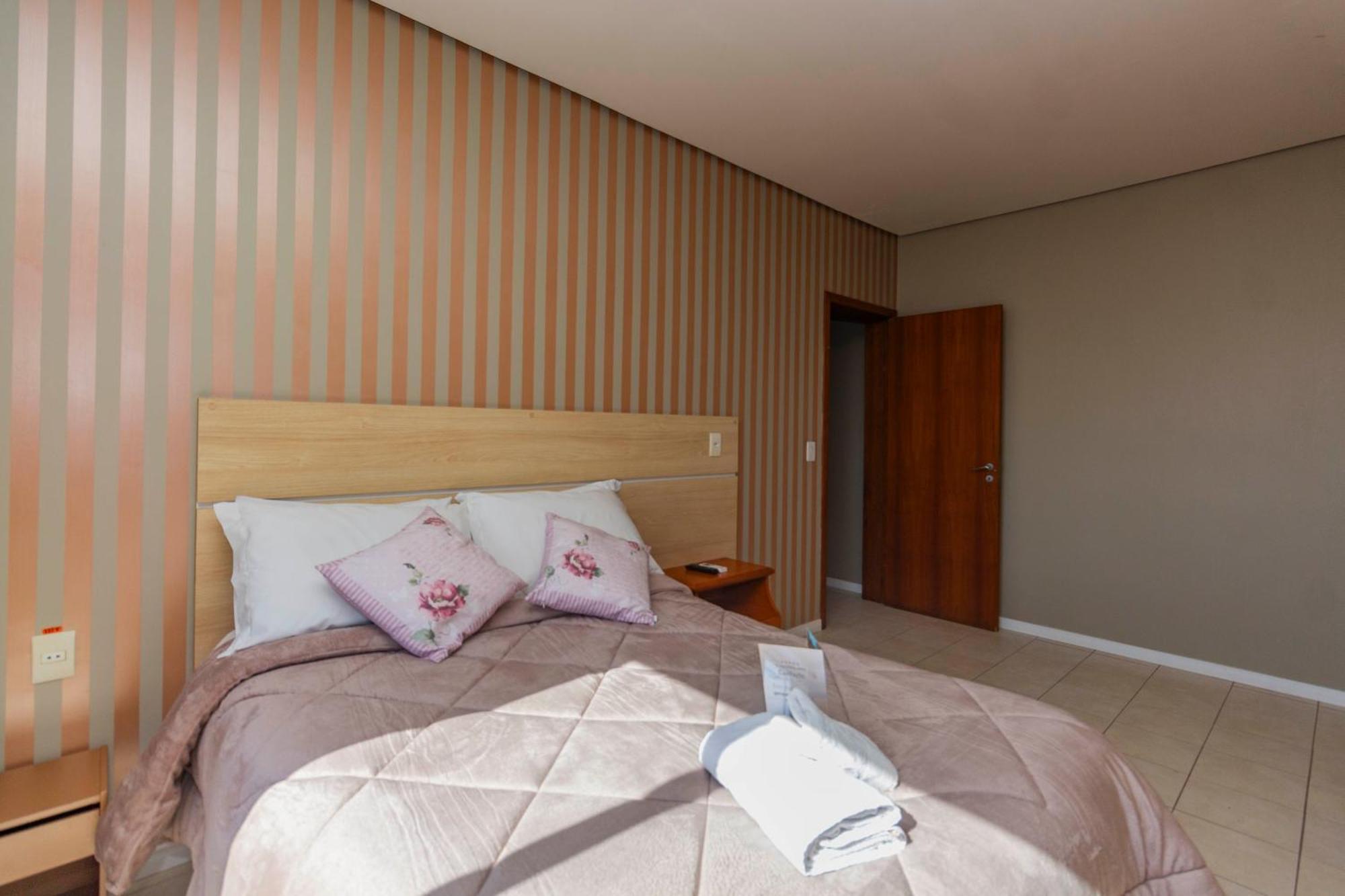 Hotel Morada Del Este Canoas  Bagian luar foto